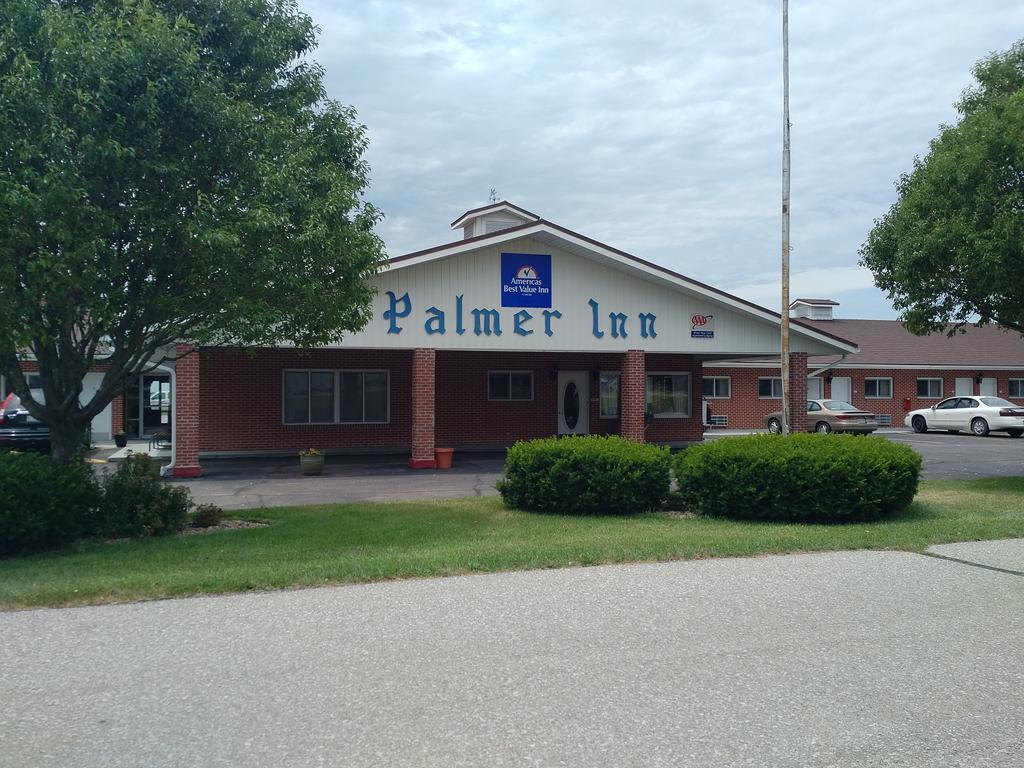 Americas Best Value Palmer Inn York Exterior foto